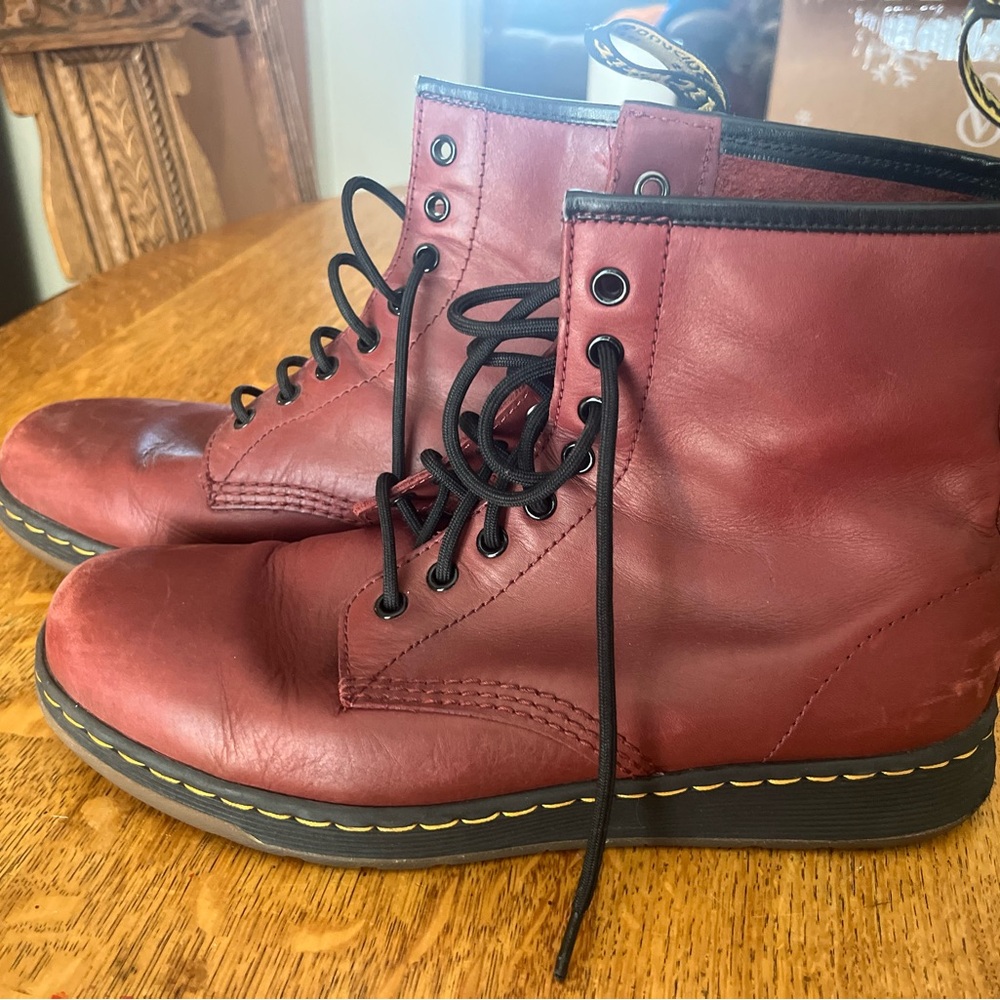 Dr.Martens Newton cherry red leather boot